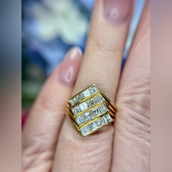 Art Deco 2.07 ctw Carrè Cut Diamond Ring in 18k yellow gold - Picture 5 of 17